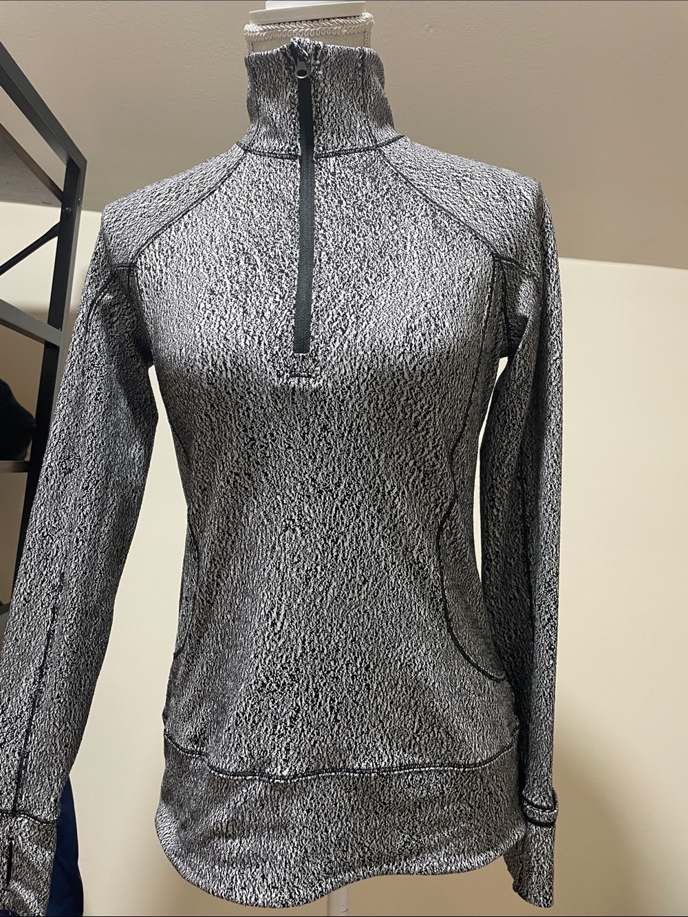 Lululemon Base Runner 1/4 Zip Top